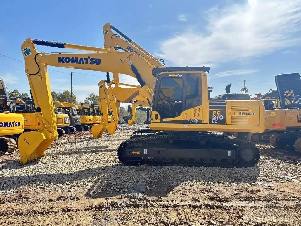 Komatsu PC 210-8 Pelle sur chenilles