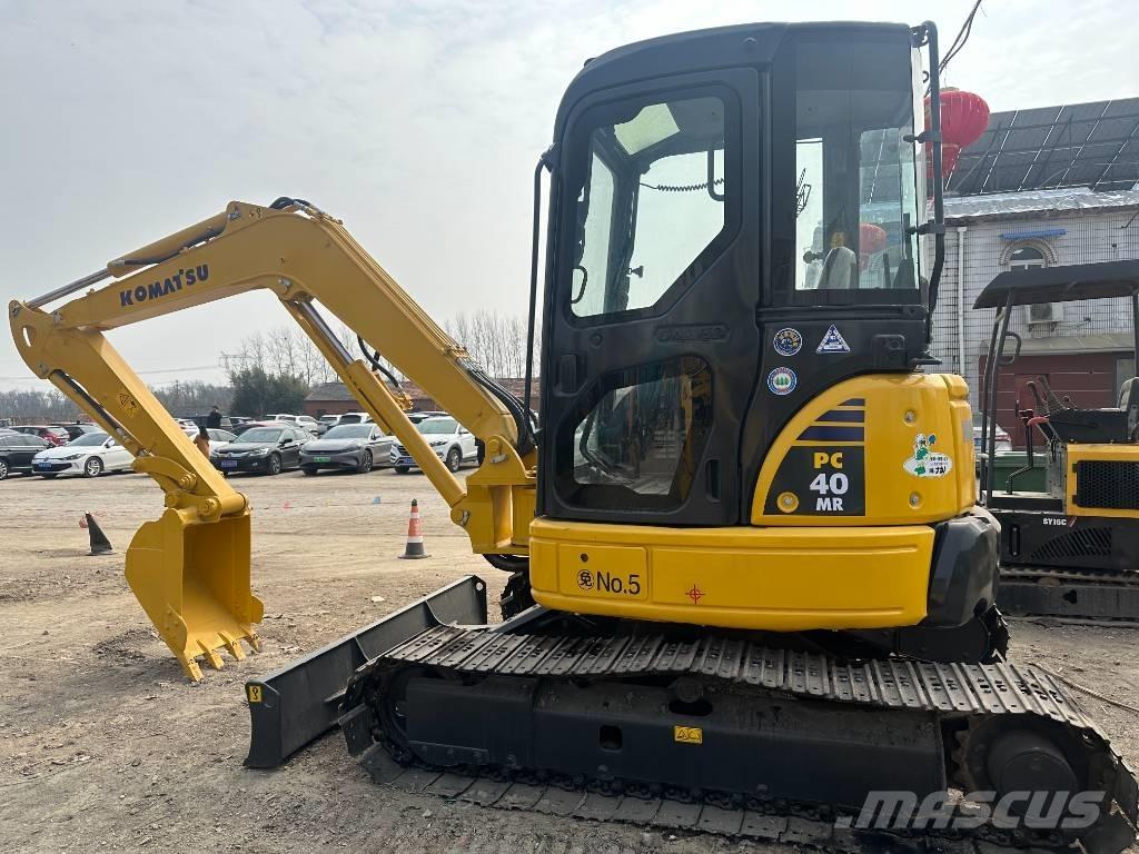 Komatsu 40 MR Pelle sur chenilles