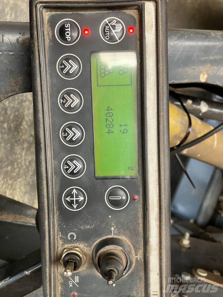 Vicon RF135 Balepack Presse à balle ronde