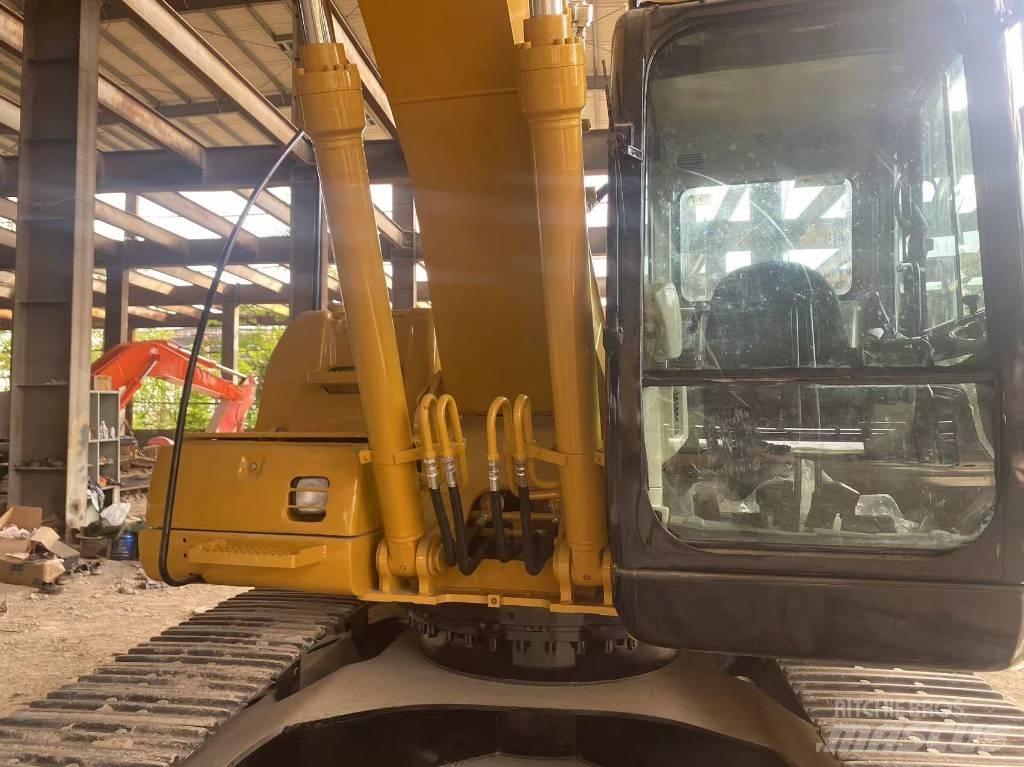 CAT 320 C Pelle sur chenilles