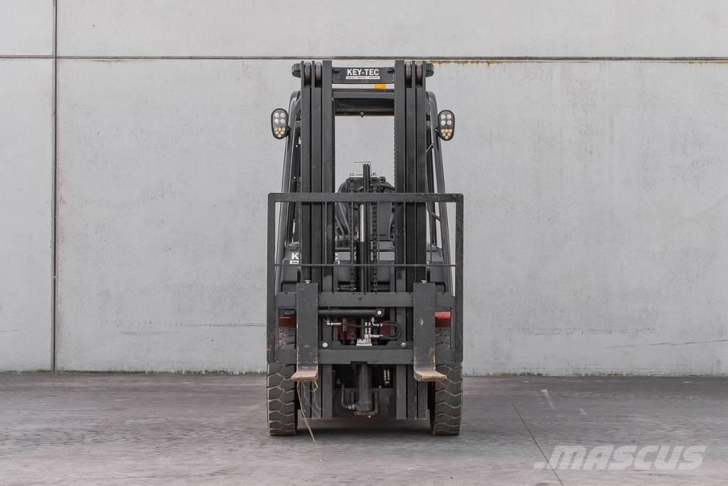Manitou MI 25 D Chariots diesel