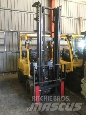 Hyster H2.5TX Chariots GPL