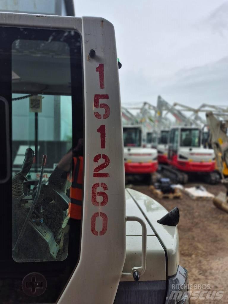 Takeuchi TB 250 Mini pelle < 7t