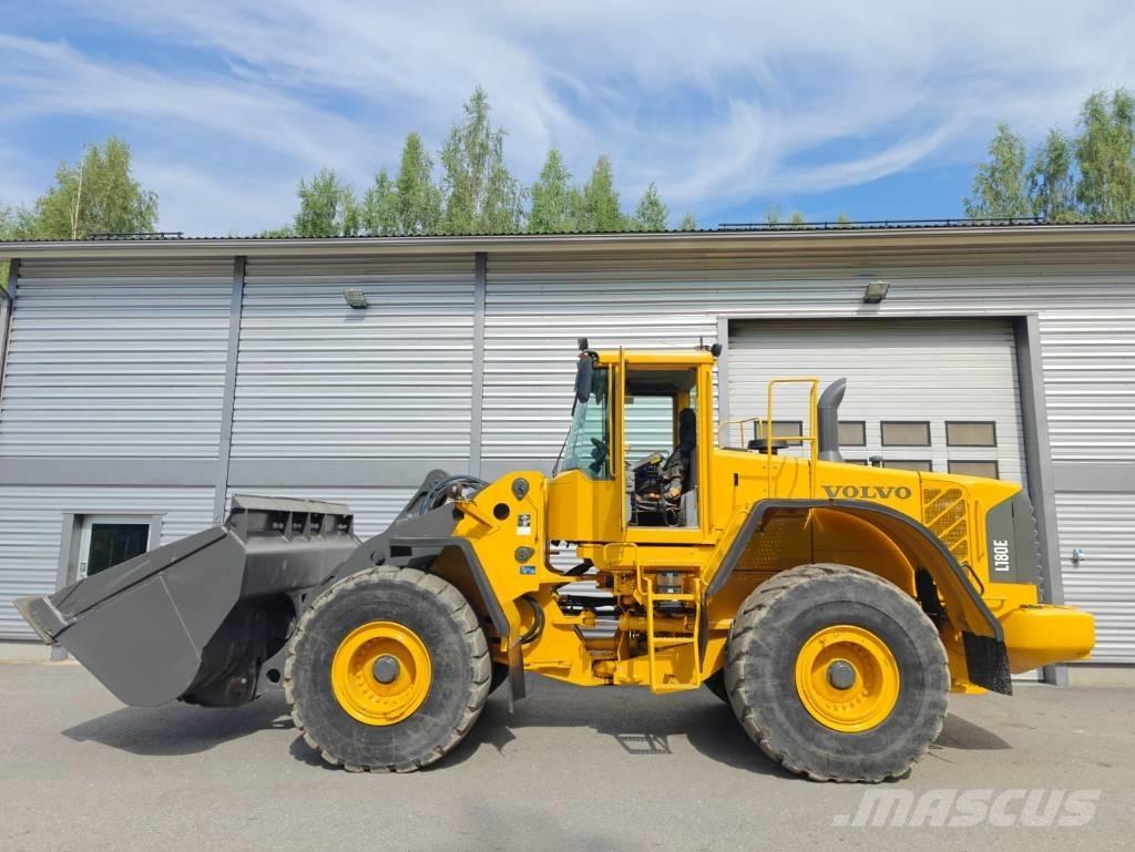 Volvo L 180 E Chargeuse sur pneus