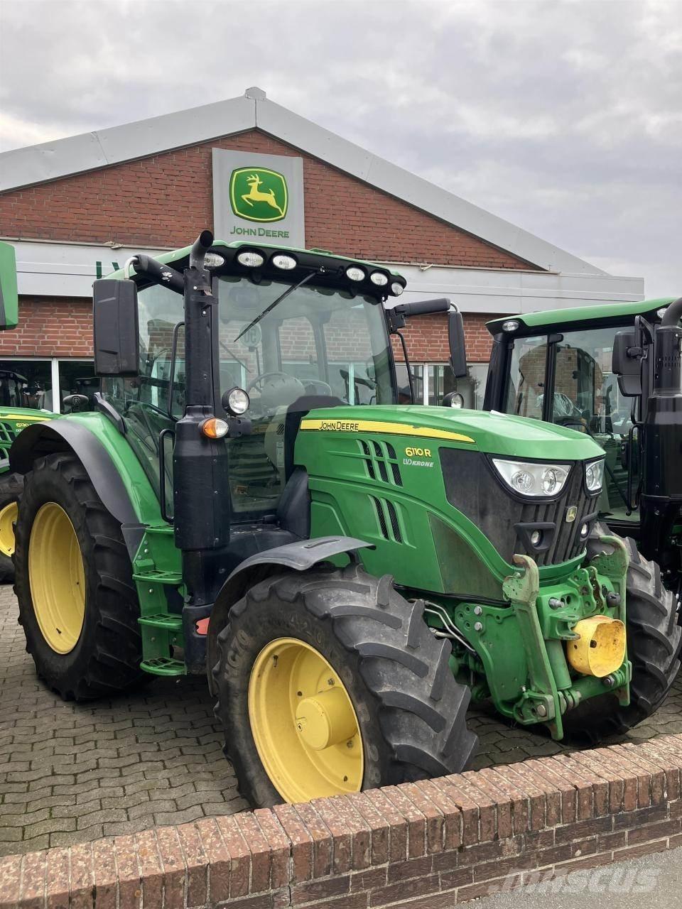 John Deere 6110R Tracteur