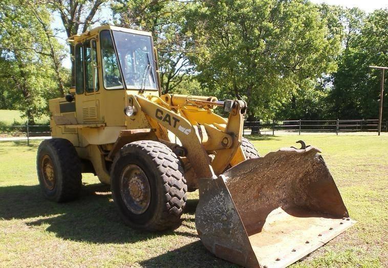 CAT 926 E Chargeuse sur pneus