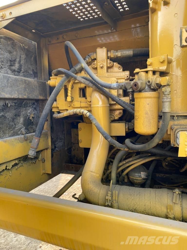 CAT 325 B L Pelle sur chenilles