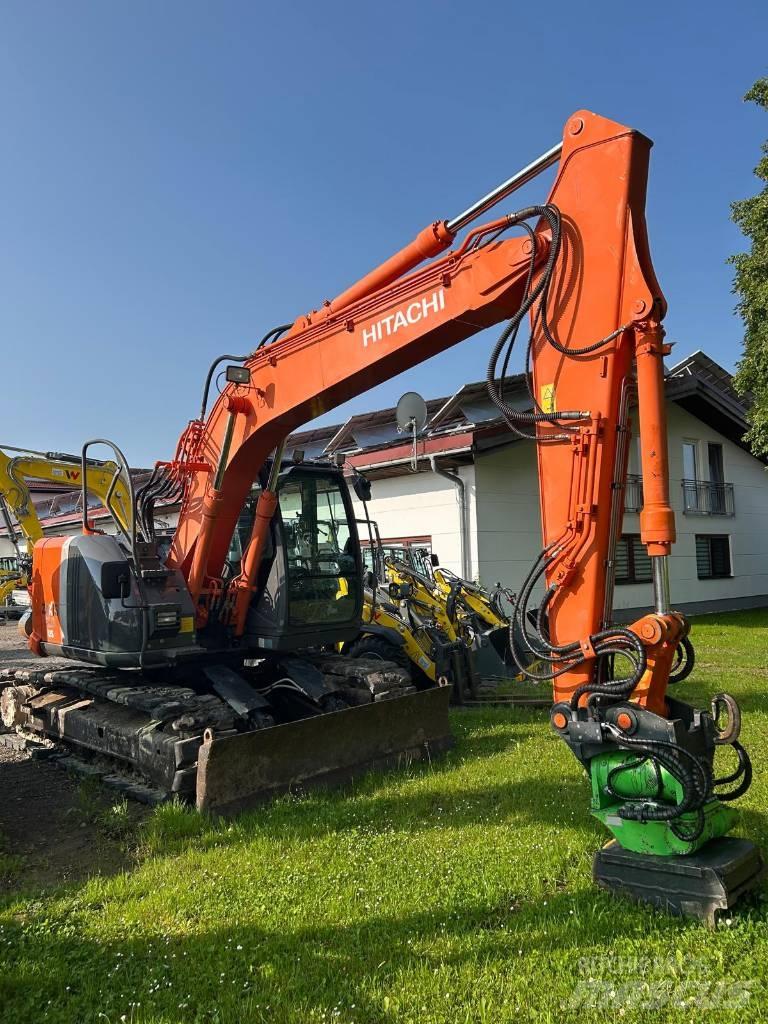 Hitachi ZX 135 US-3 Pelle sur chenilles