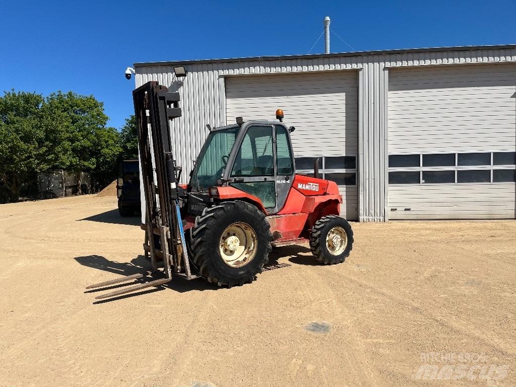 Manitou M 26.4 Chariot tout terrain