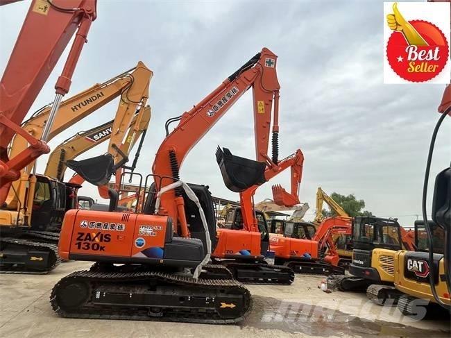 Hitachi ZX 130 Pelle sur chenilles
