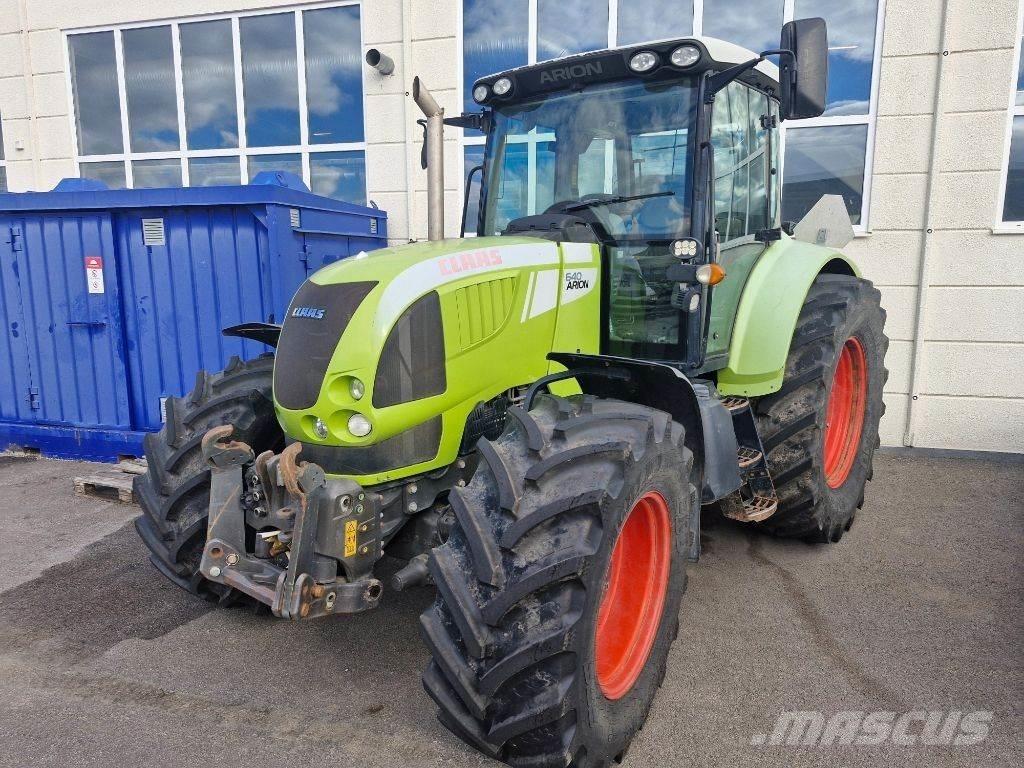 CLAAS Arion 640 Tracteur