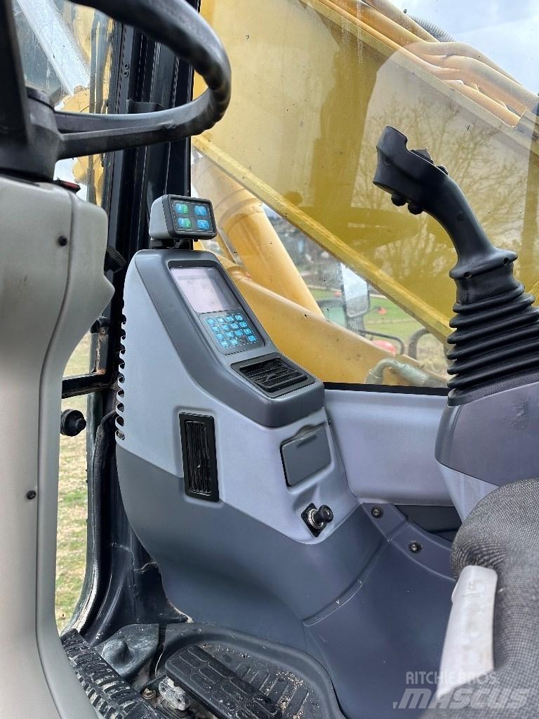 Komatsu PW 160-7E0 Pelle sur pneus