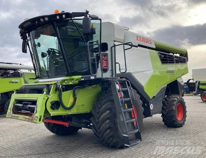 CLAAS LEXION 5300 Moissonneuse batteuse