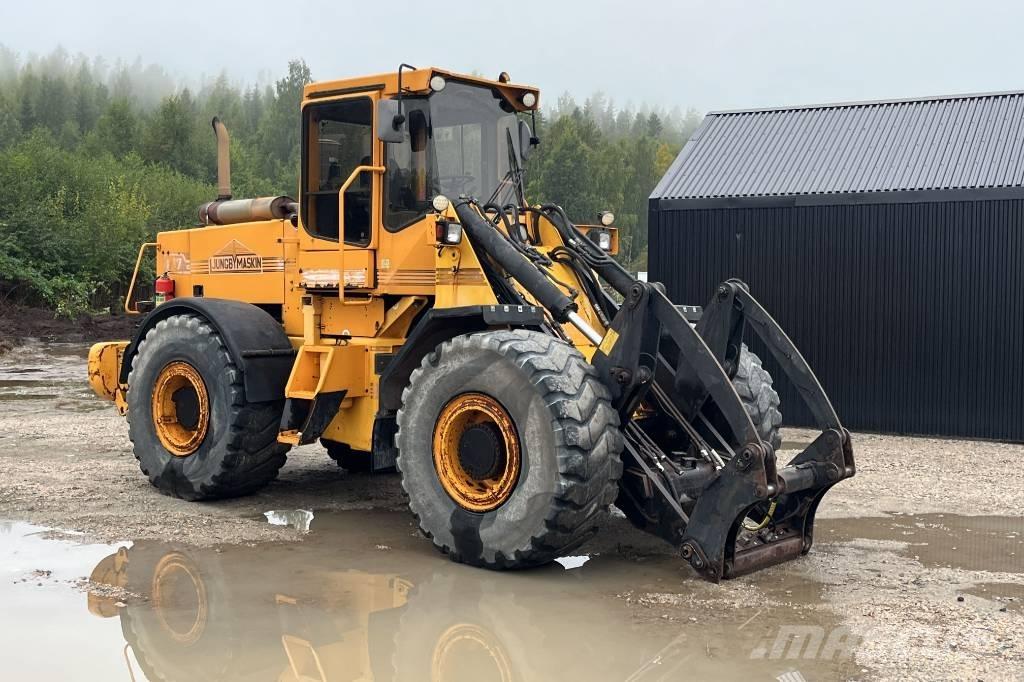 Ljungby L 17 Chargeuse sur pneus
