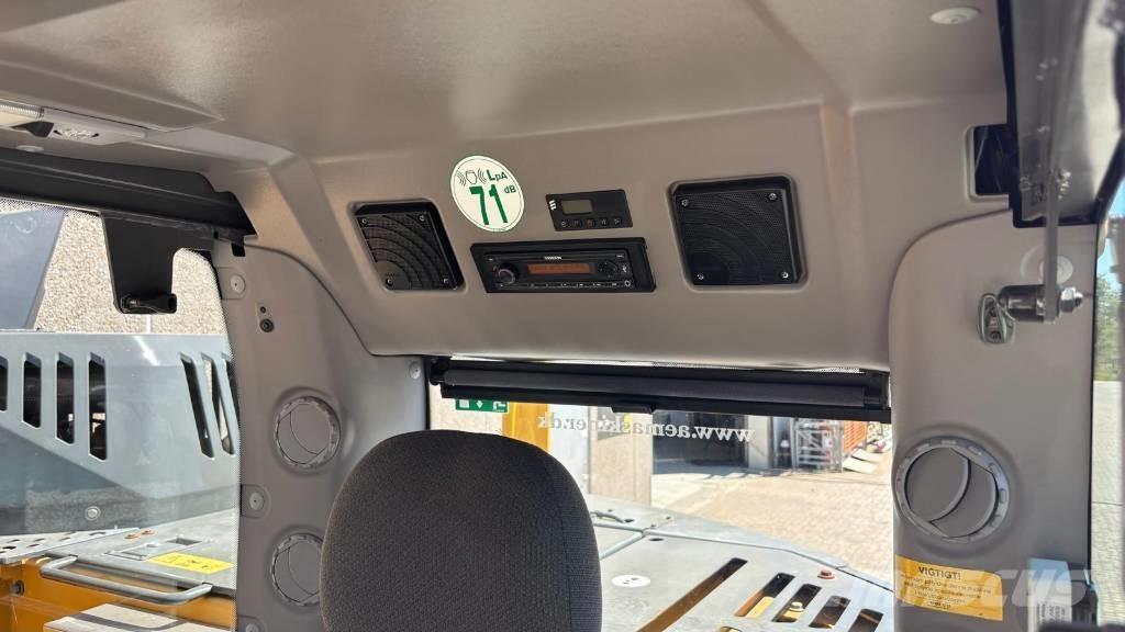 Volvo ECR 235 EL Pelle sur chenilles