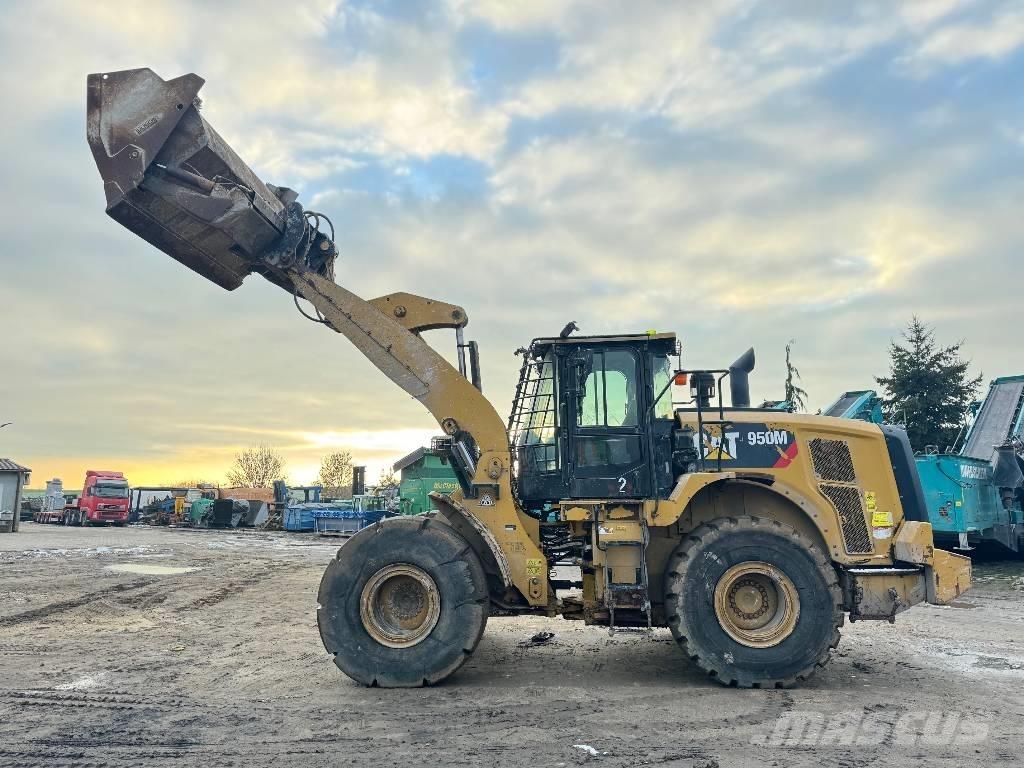CAT 950M HighLift Chargeuse sur pneus
