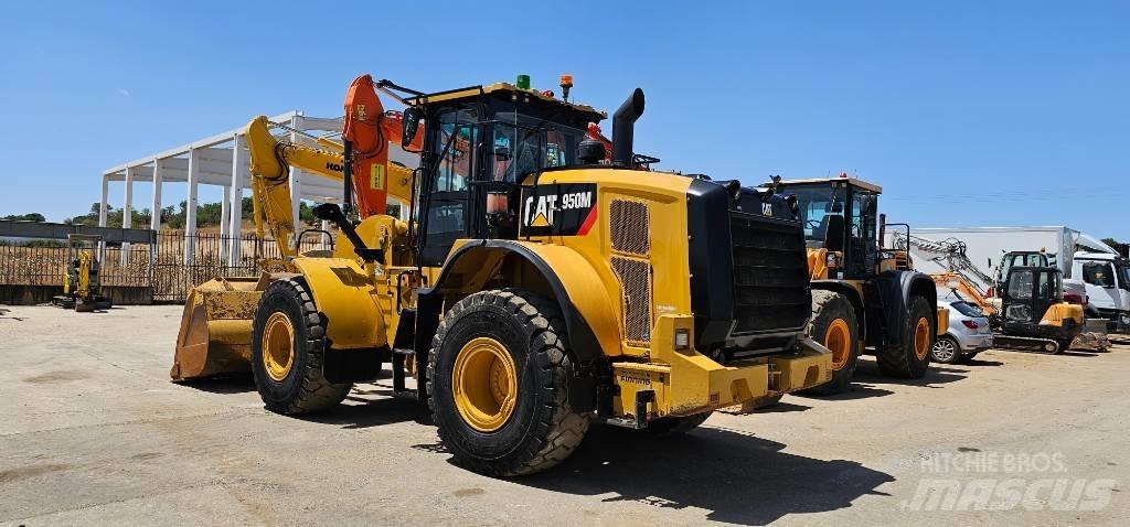 CAT 950 Chargeuse sur pneus