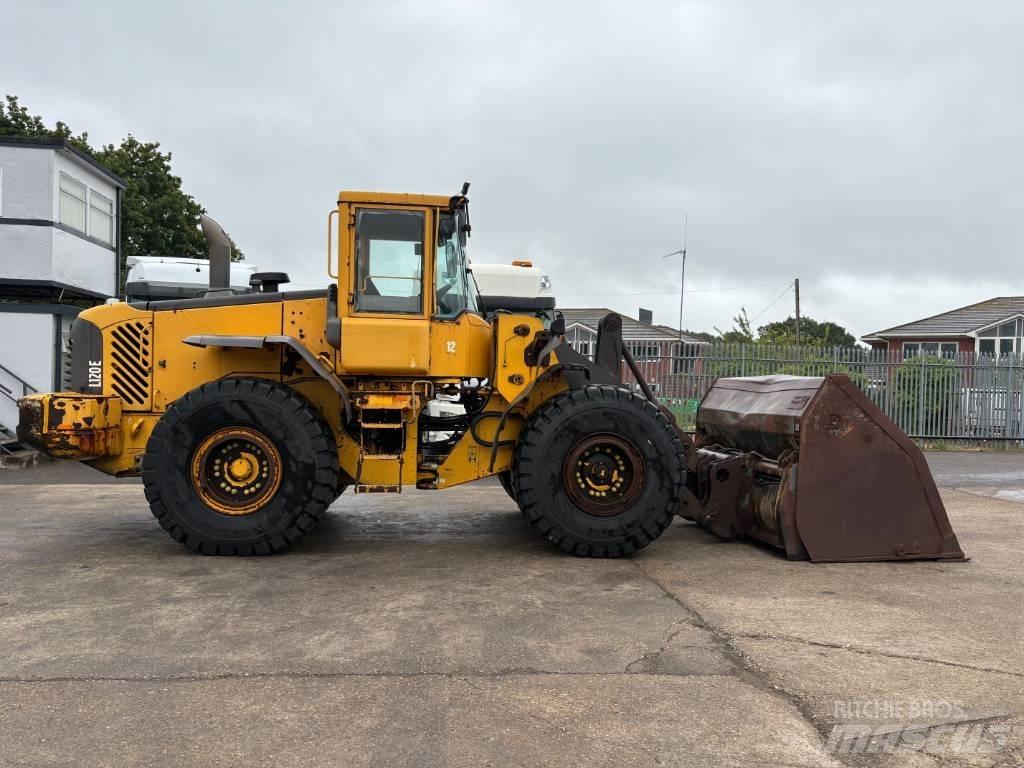 Volvo L 120 E Chargeuse sur pneus