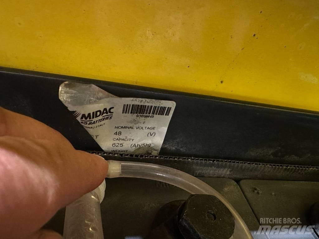Hyster J2.0XN Chariots élévateurs électriques