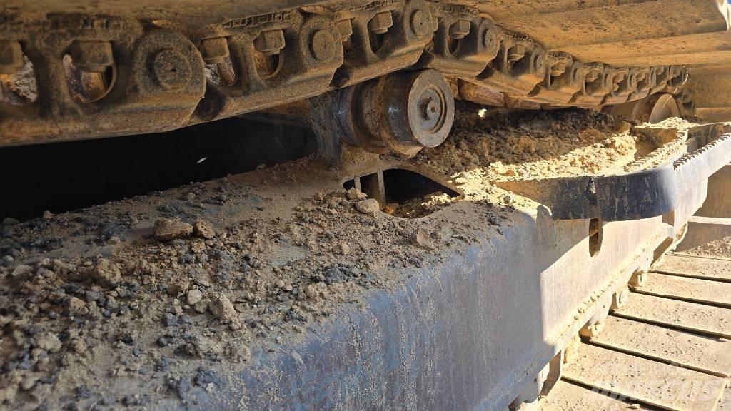 Komatsu PC 210 LC-8K Pelle sur chenilles