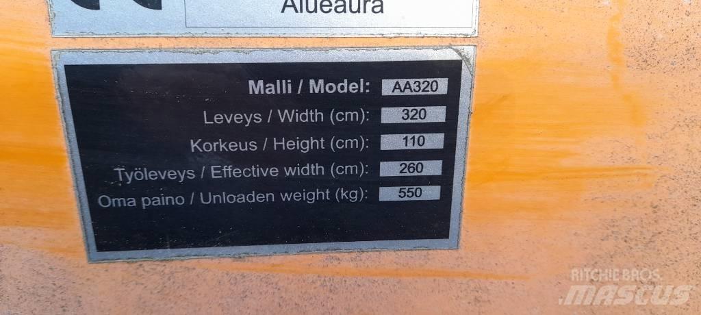 Rote Alueaura AA320 Chasse neige