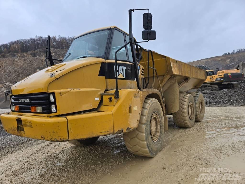 CAT 730 Tombereau articulé