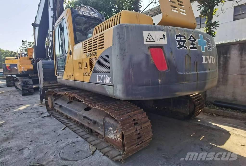 Volvo EC 210 B LC Pelle sur chenilles