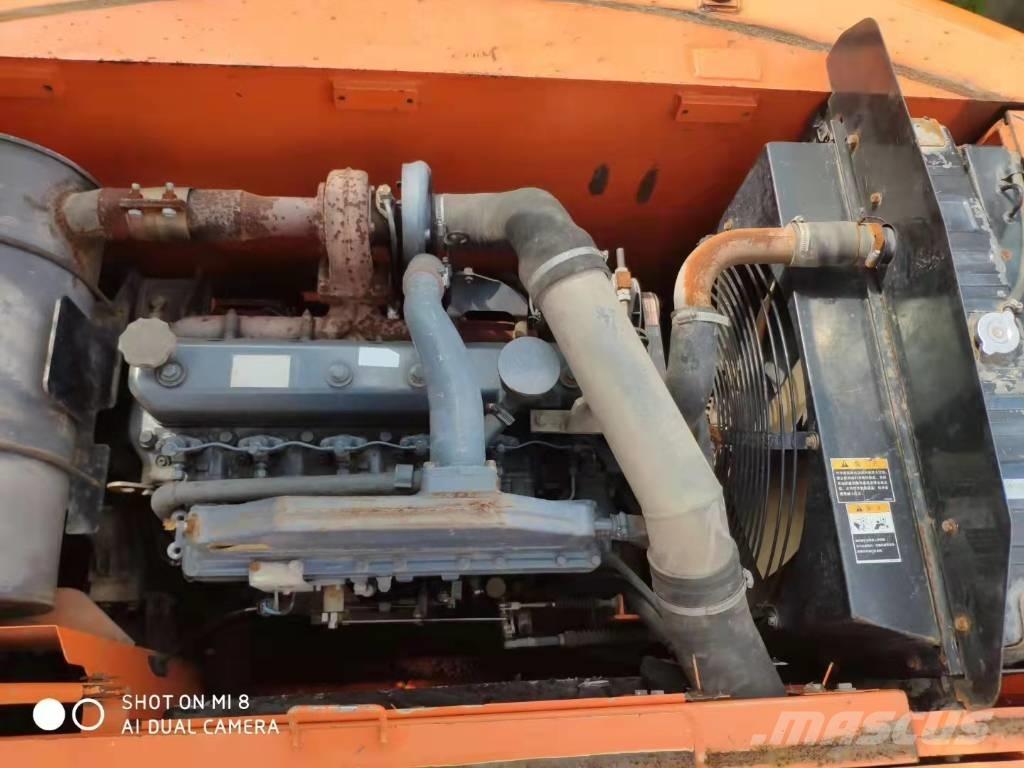 Doosan DH210W-7 Pelle sur pneus