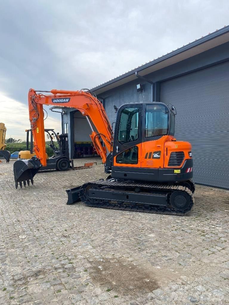 Doosan DX 85 R-3 Mini pelle 7t-12t