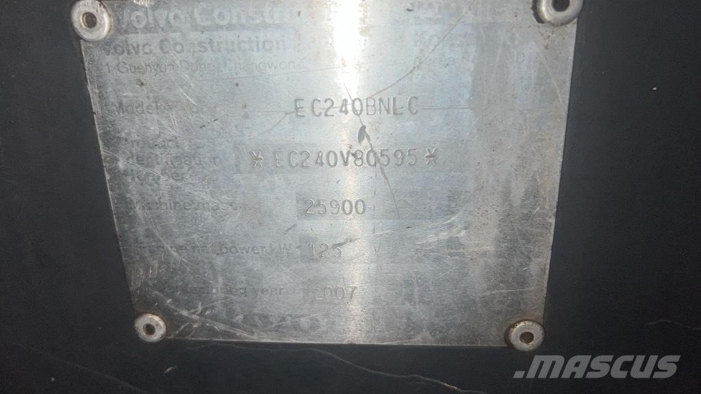 Volvo EC 240 B N LC Moteur