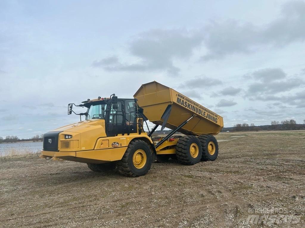 CAT 730 C Tombereau articulé