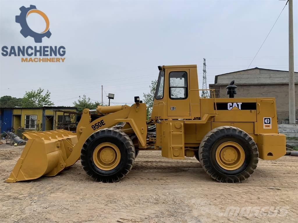 CAT 950E Chargeuse sur pneus