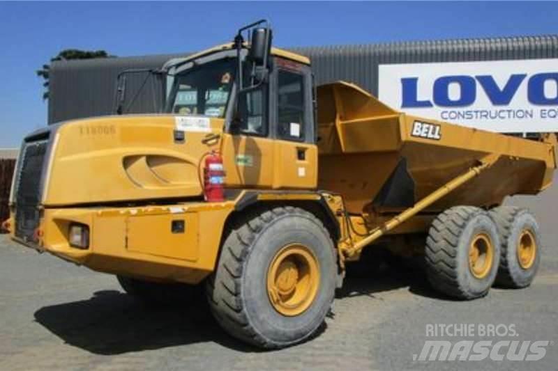Bell B30D Tombereau articulé