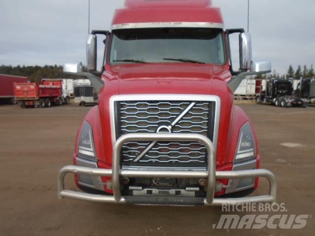 Volvo VNL Autre camion