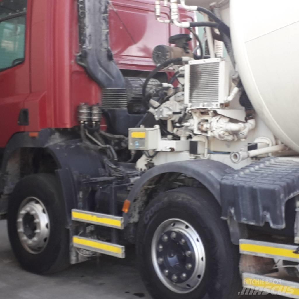 DAF CF85.480 Camion malaxeur