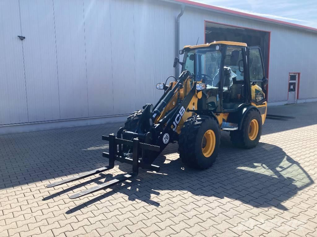JCB 407 Chargeuse sur pneus