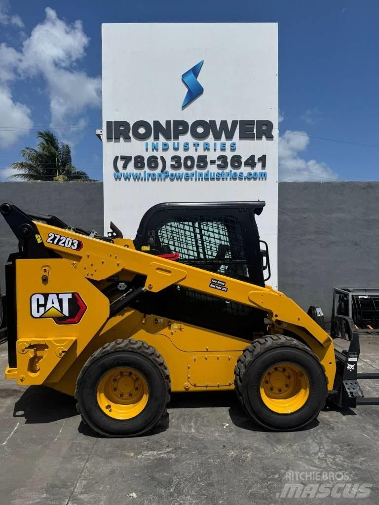 CAT 272D3 Chargeuse compacte