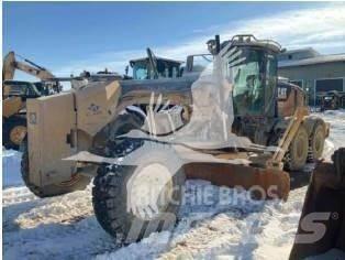 CAT 140M Niveleuse