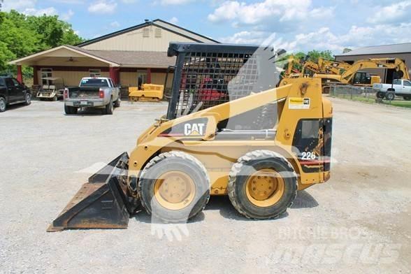 CAT 226 Chargeuse compacte