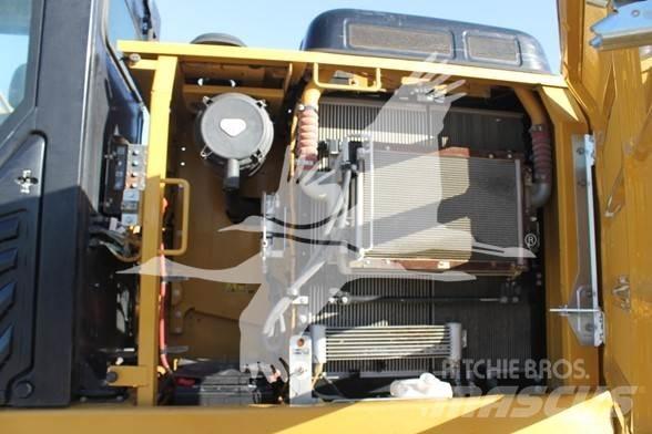 CAT 323FL Pelle sur chenilles