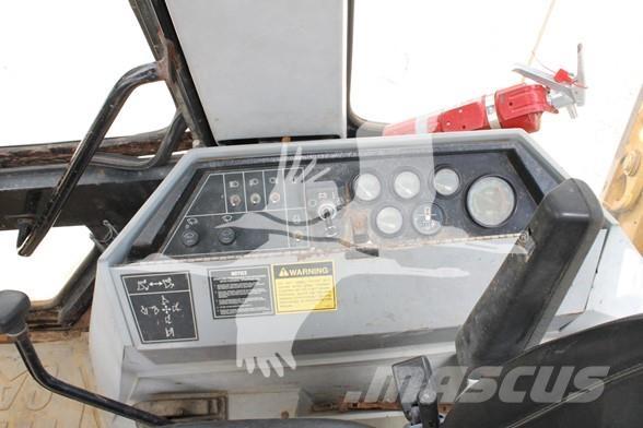 CAT 416B Tractopelle