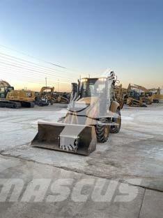 CAT 416F2 Tractopelle
