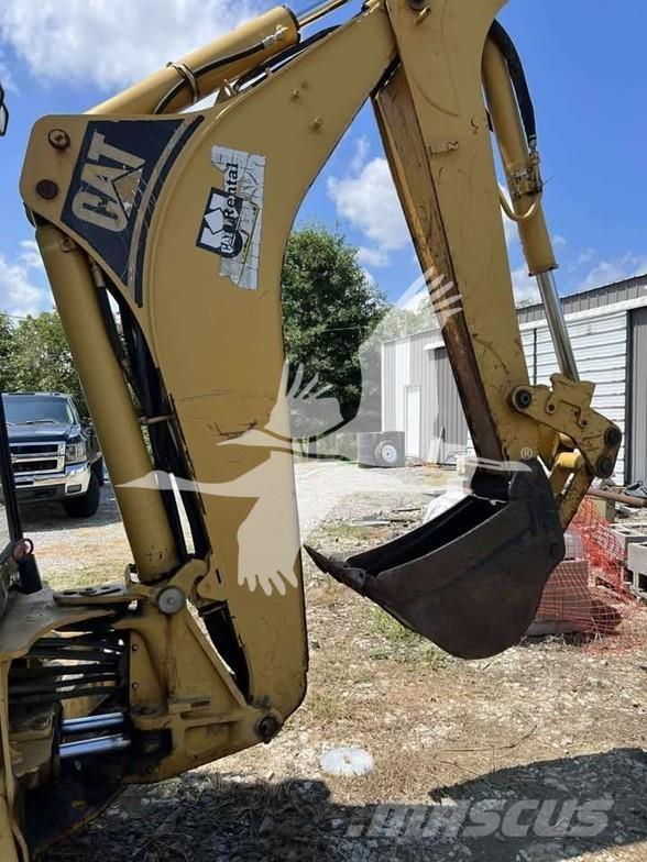 CAT 420D Tractopelle