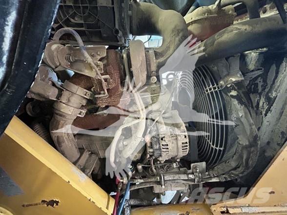 CAT 420F2 IT Tractopelle