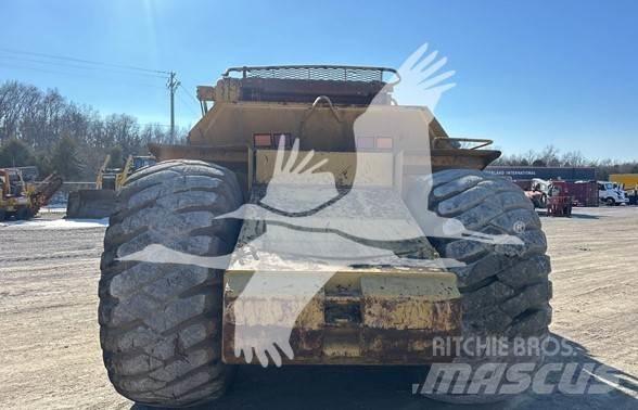 CAT 615C II Scraper