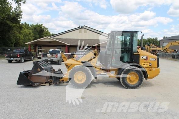CAT 906M Chargeuse sur pneus