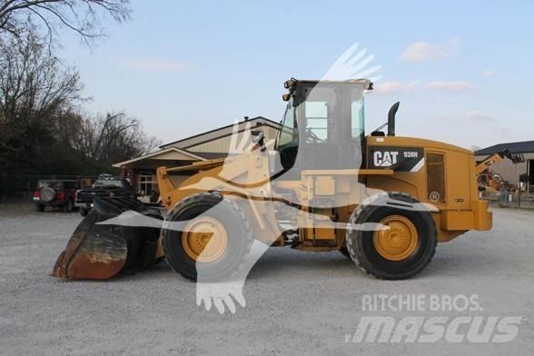 CAT 938H Chargeuse sur pneus