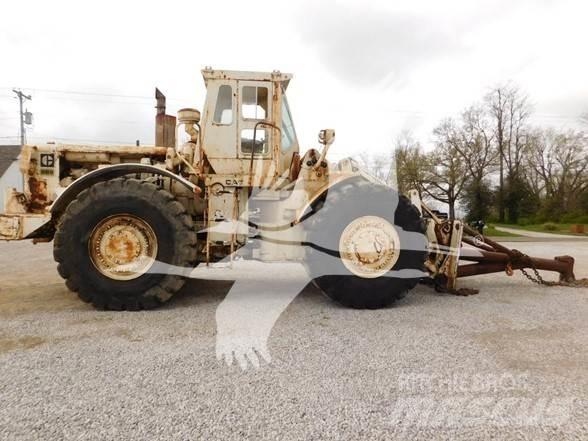 CAT 988 Chargeuse sur pneus