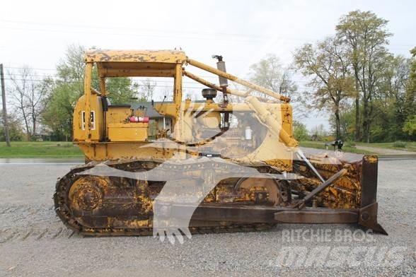 CAT D6C Bouteurs sur chenilles