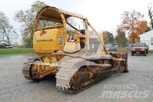 CAT D6C Bouteurs sur chenilles